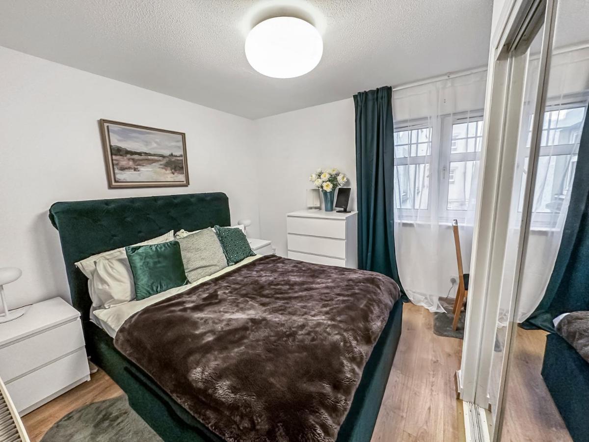 Comfortable 2 Bedroom Flat In The City Centre 爱丁堡 外观 照片